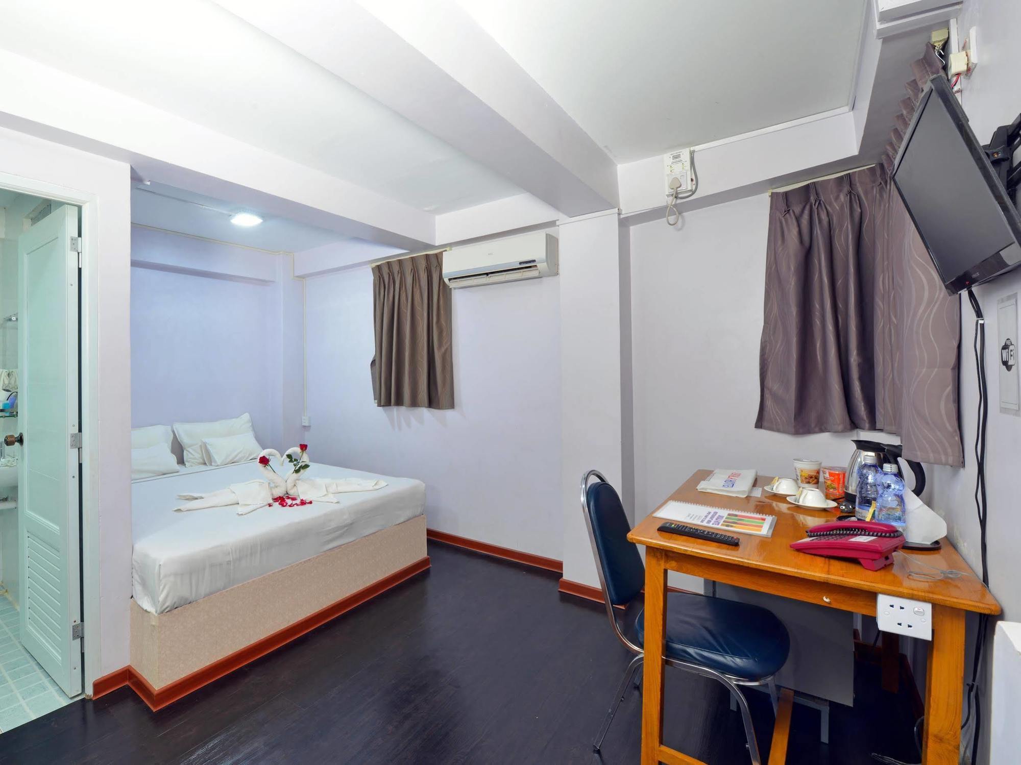 יאנגון Okkala Hotel מראה חיצוני תמונה